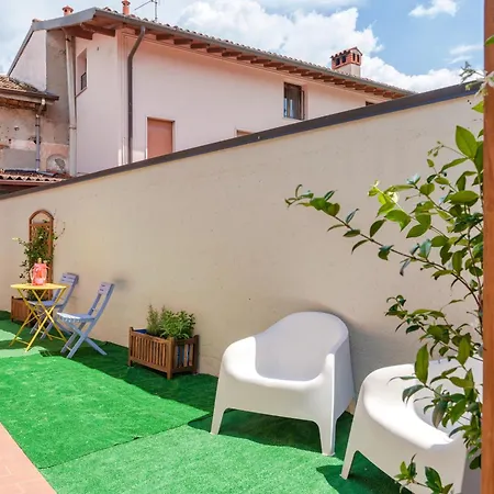 La Casa Di Giuliano Apartment *